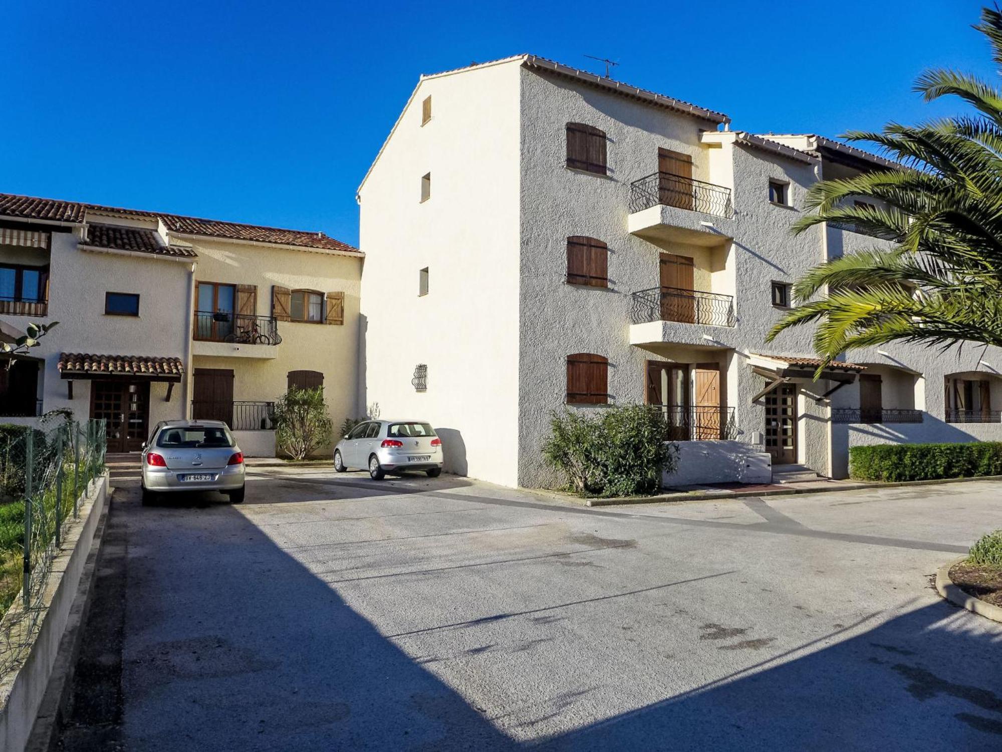 Apartment Provence Village-3 By Interhome Сен-Сір-сюр-Мер Екстер'єр фото